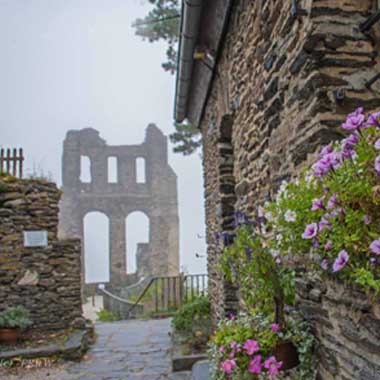 Grevenburg und Himmelspforte